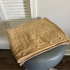 Vince 💯 cashmere, cable knit button wrap